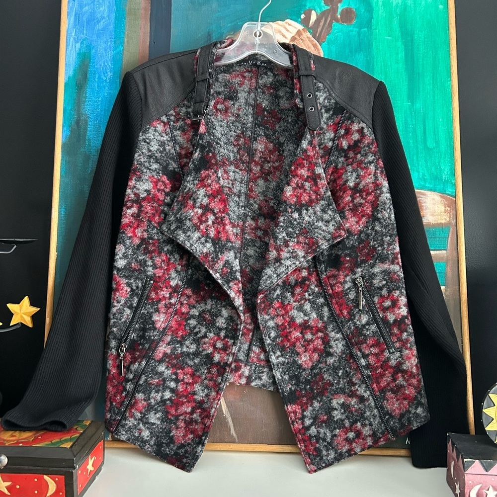 Vex Collection Stylish Women's Floral Teddy Cardigan - Black and Red Size 44